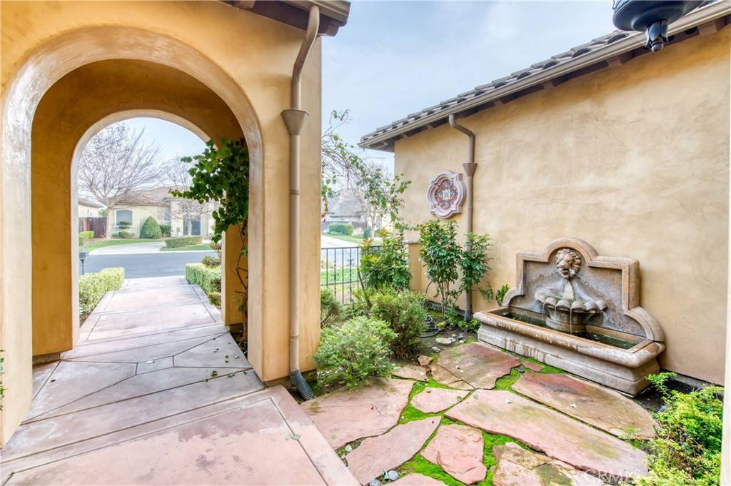 Clovis, CA 93619,4709 N Fallingwater LN