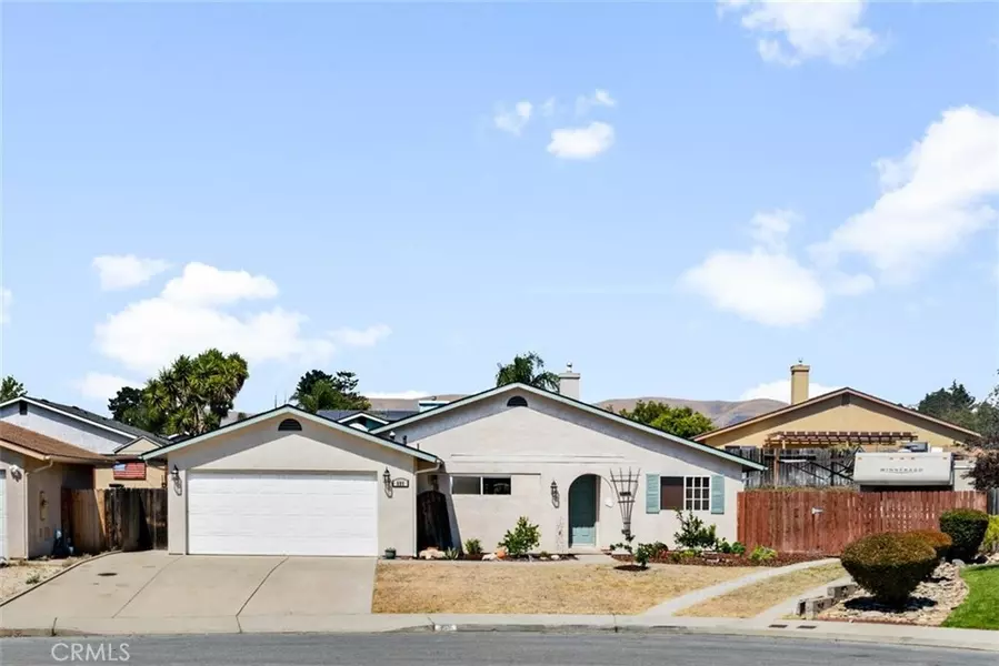 885 Peregrine LN, Nipomo, CA 93444