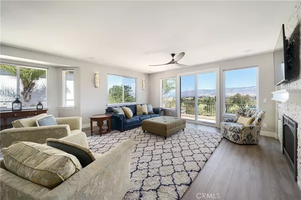 San Luis Obispo, CA 93401,733 Greystone PL