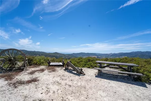 San Luis Obispo, CA 93401,6175 Balm Ridge WAY