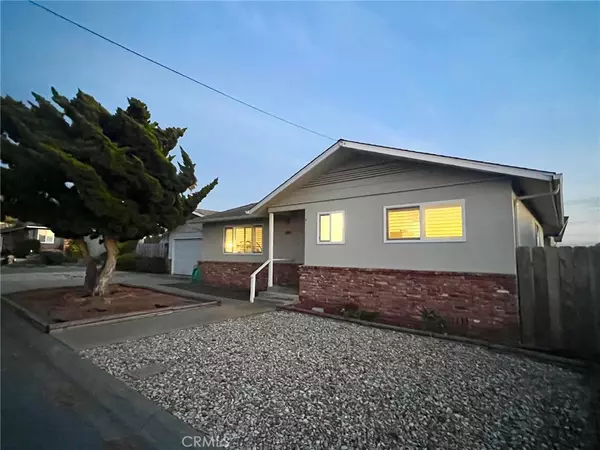 Morro Bay, CA 93442,190 Damar ST