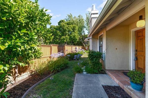 San Luis Obispo, CA 93401,977 Lobelia LN