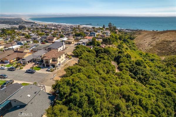 991 Visalia Street, Pismo Beach, CA 93449