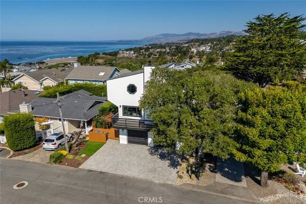 551 Dorset ST, Cambria, CA 93428