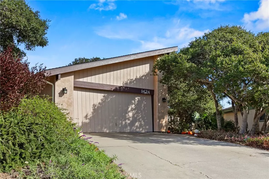 Los Osos, CA 93402,1424 Bay Oaks DR