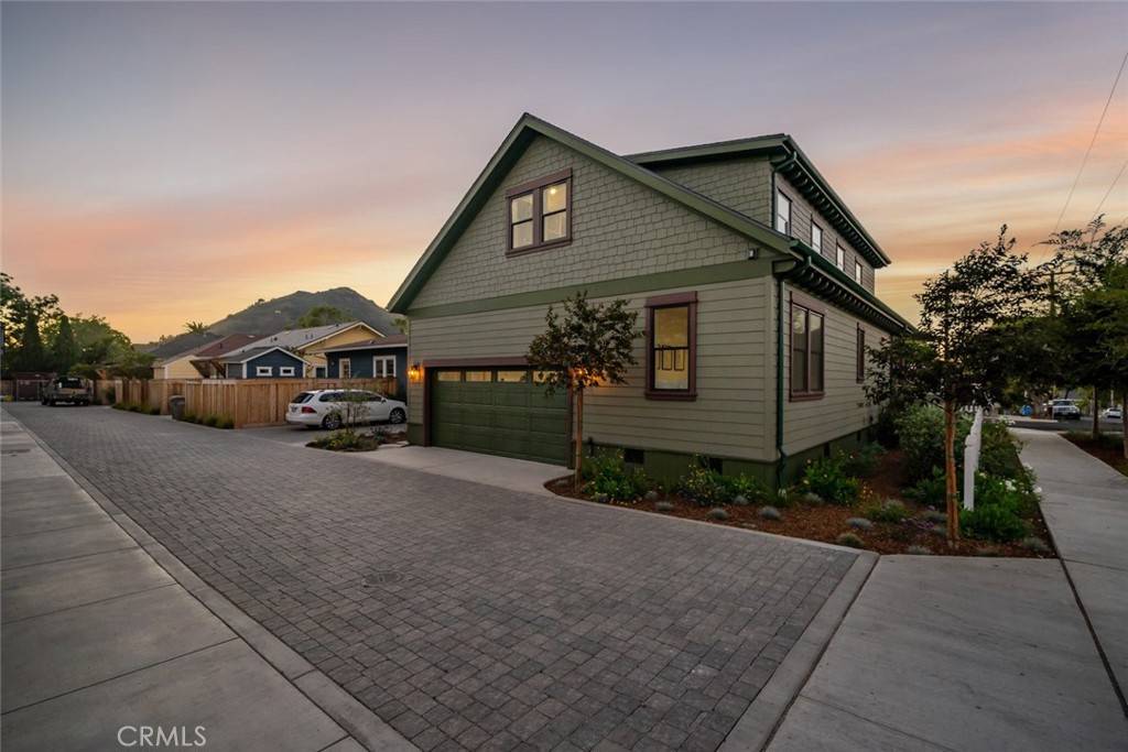 1171 Peach ST, San Luis Obispo, CA 93401