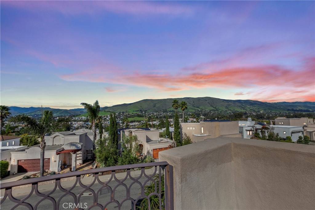 505 Bluerock DR, San Luis Obispo, CA 93401