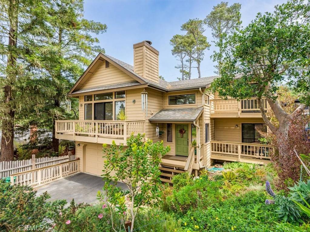 2320 Wilcombe Drive, Cambria, CA 93428