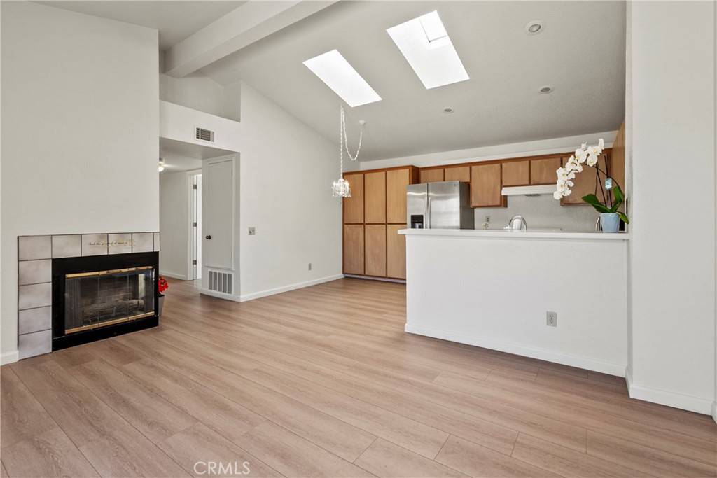 Santa Maria, CA 93454,220 E Grant ST #79