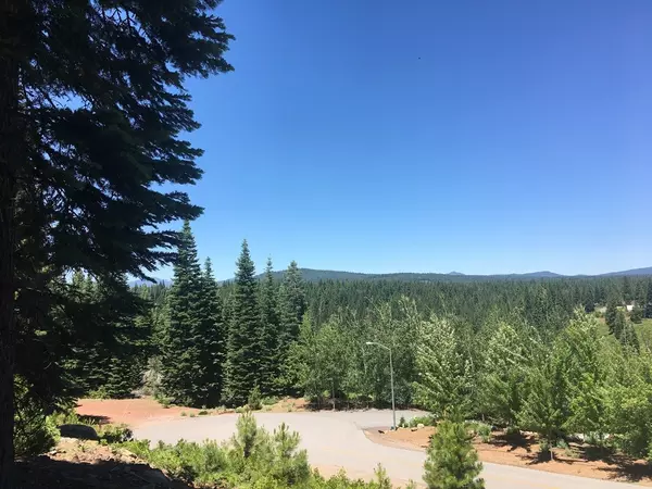 Lake Almanor, CA 96137,464 Snowy Peak WAY