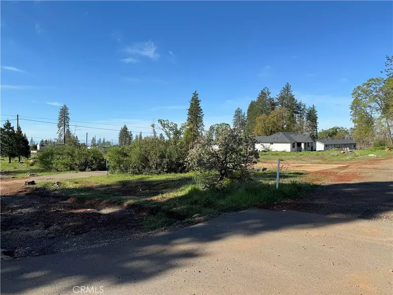 1874 Deerwood LN, Paradise, CA 95969