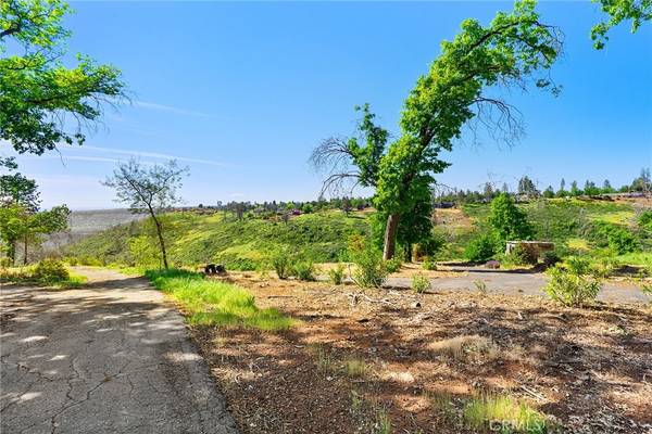 Paradise, CA 95969,5585 Honey View