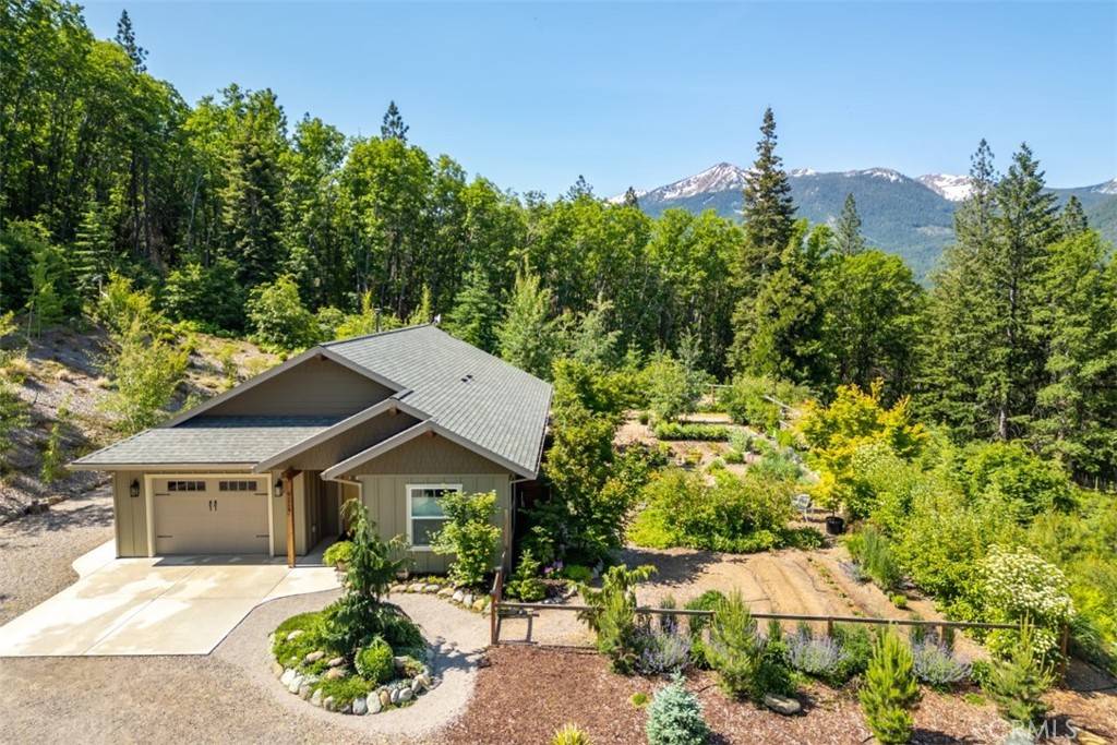 9116 Rocky RD, Weed, CA 96094
