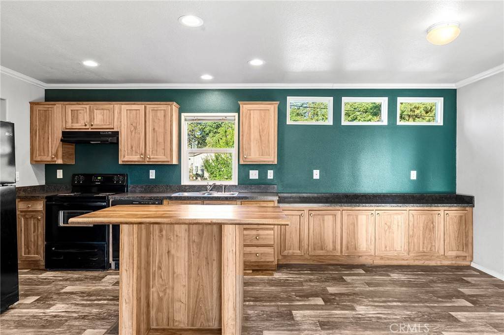 Paradise, CA 95969,1611 Walnut LN