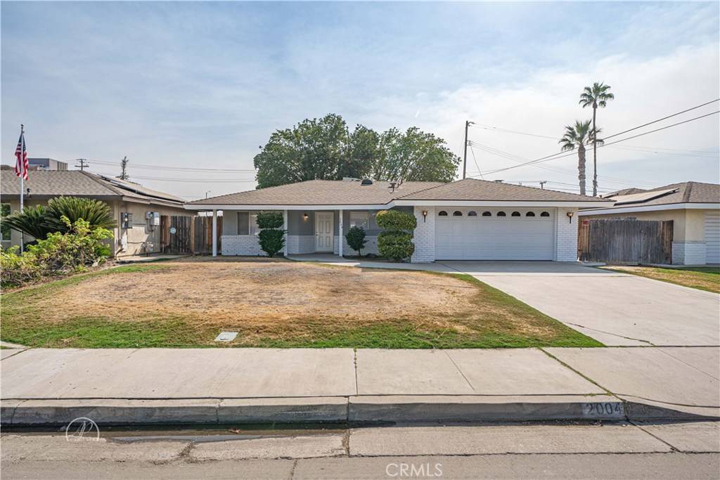 2004 Hasti Acres DR, Bakersfield, CA 93309