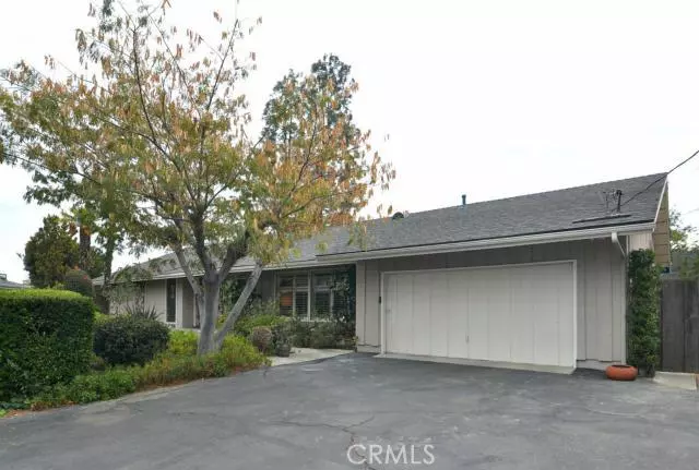 Encino, CA 91436,16944 Oak View DR