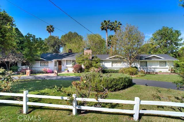 5737 Woodlake AVE, Woodland Hills, CA 91367