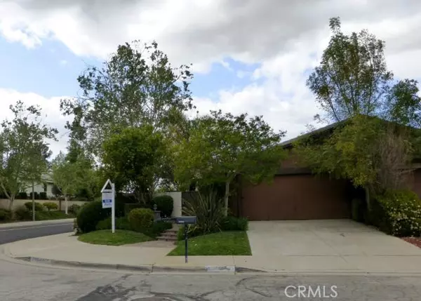 23243 Faisan CT, Valencia, CA 91355