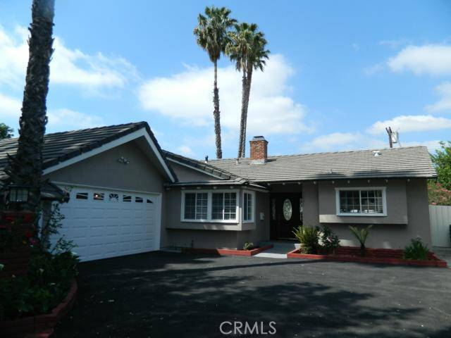 6631 Whitaker AVE, Lake Balboa, CA 91406