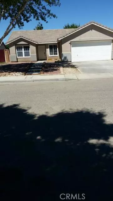 37649 Ruby LN, Palmdale, CA 93552