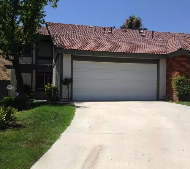 Canyon Country, CA 91387,15852 Cindy CT