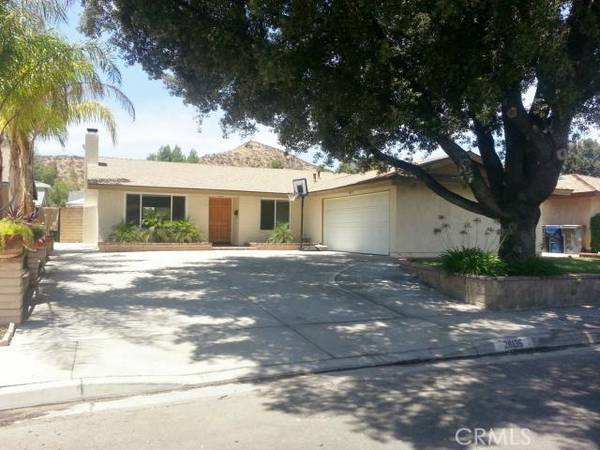 28135 Newbird DR, Saugus, CA 91350