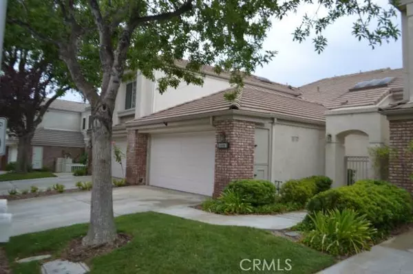 24444 Hampton DR #B, Valencia, CA 91355