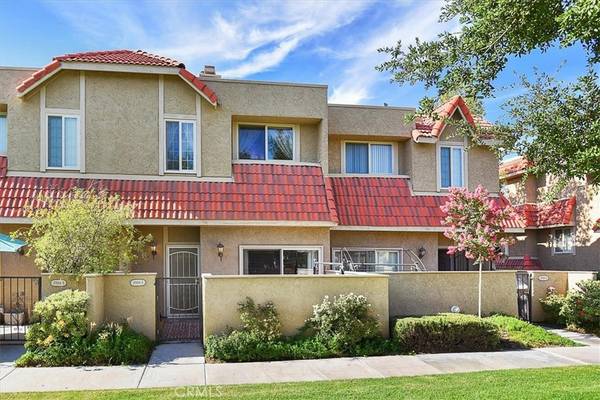 17924 River CIR #5, Canyon Country, CA 91387