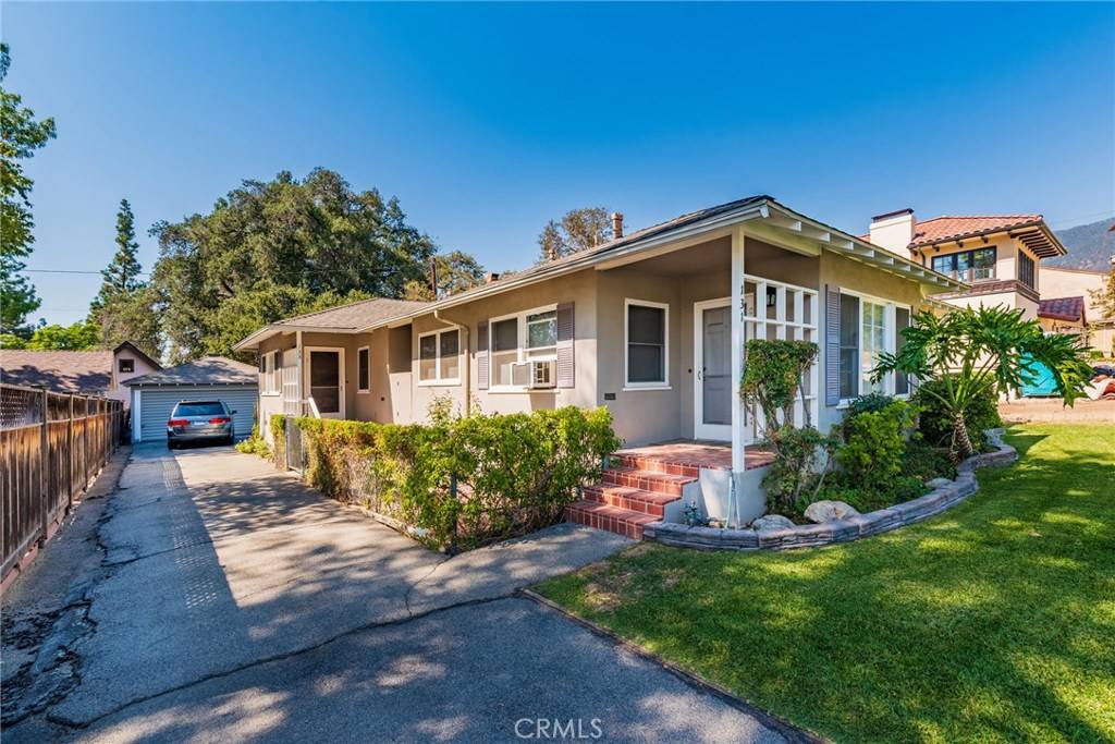 131 Poinsettia AVE, Monrovia, CA 91016