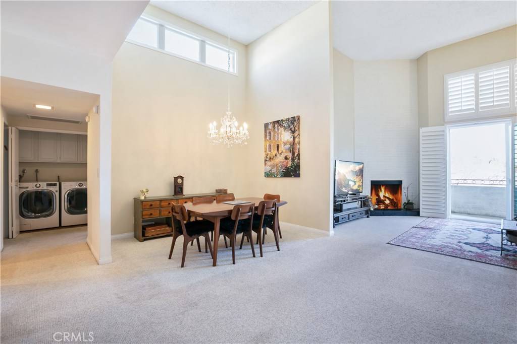 Sherman Oaks, CA 91403,14569 Benefit ST #301