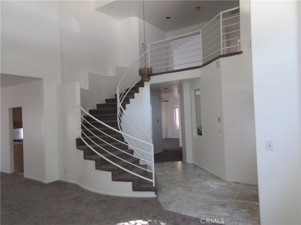 Canoga Park, CA 91304,8511 Independence AVE