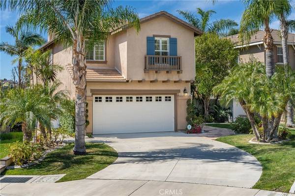 8620 E Sunnywalk LN, Anaheim Hills, CA 92808