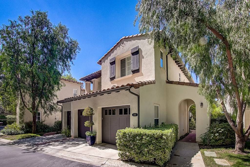 Valencia, CA 91355,24911 Knollwood LN