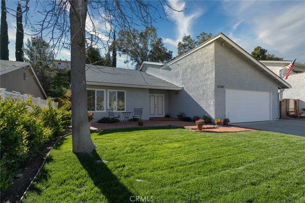 27067 Alabastro DR, Valencia, CA 91354