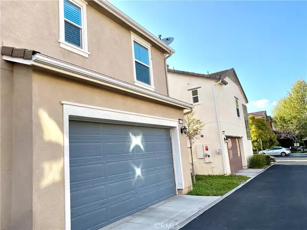 Valencia, CA 91354,28240 N Via Sonata DR