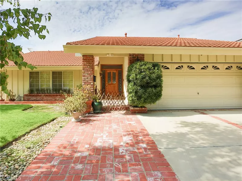 23509 Avenida Rotella, Valencia, CA 91355