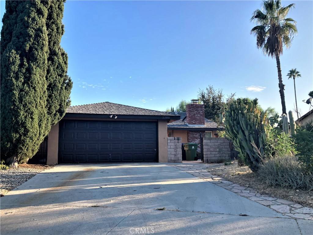 22010 Liggett ST, Chatsworth, CA 91311