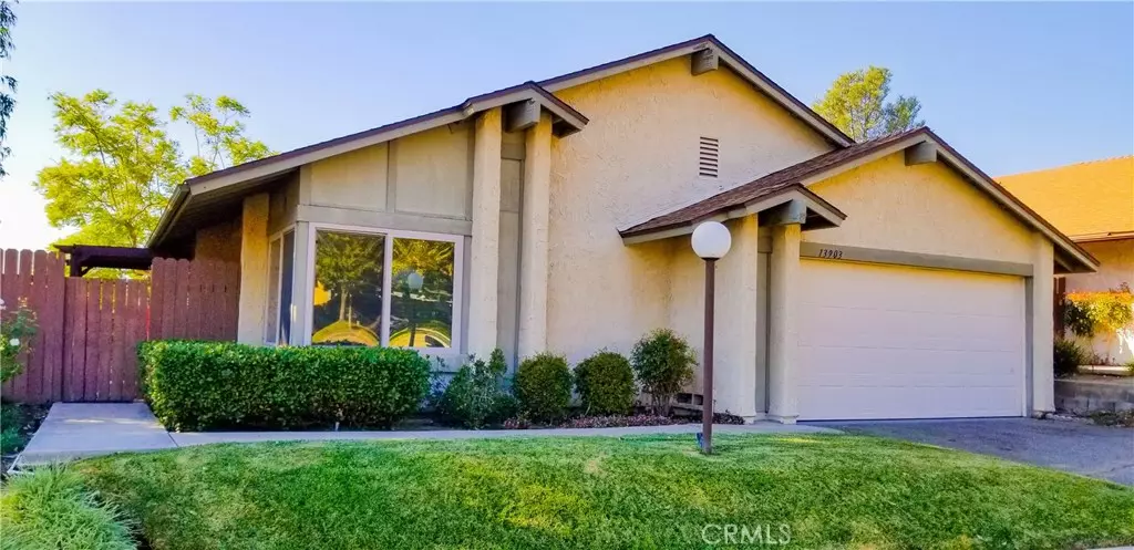 Sylmar, CA 91342,13903 FENTON AVE