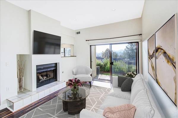 5728 Skyview WAY #E, Agoura Hills, CA 91301