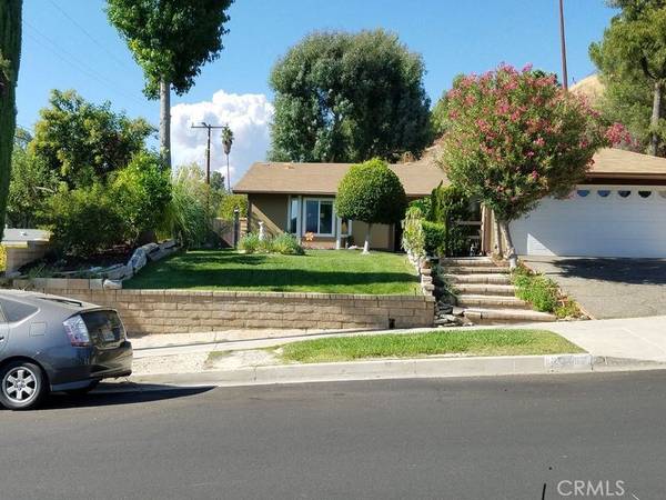 22667 Calvello DR, Saugus, CA 91350