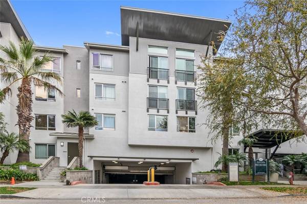 Playa Vista, CA 90094,6400 Crescent Park E #322