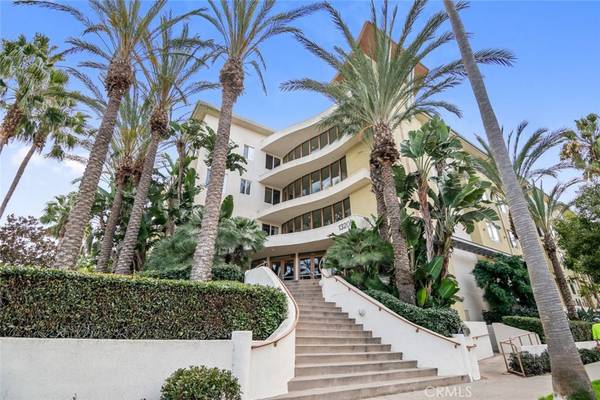 Playa Vista, CA 90094,6400 Crescent Park E #322