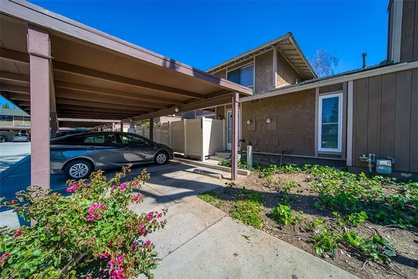 Agoura Hills, CA 91301,28707 Conejo View DR