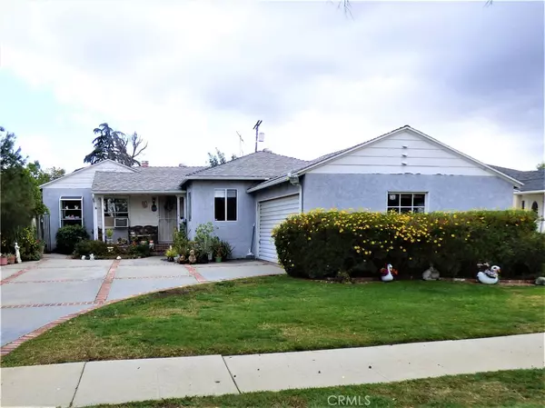 19114 Jovan ST, Tarzana, CA 91335