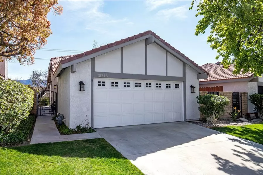 15716 Rosehaven LN, Canyon Country, CA 91387