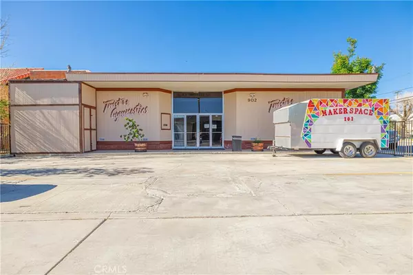 Palmdale, CA 93550,902 E Avenue Q6