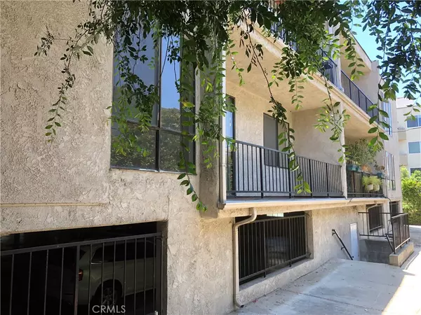 14539 Benefit ST #106, Sherman Oaks, CA 91403