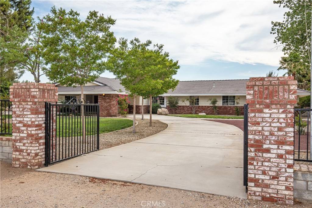 Palmdale, CA 93551,40267 25th ST W