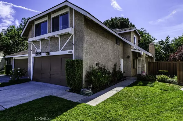 16606 Shinedale DR, Canyon Country, CA 91387