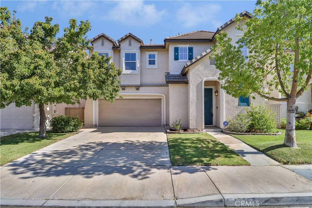 Canyon Country, CA 91387,17557 Poplar Point LN